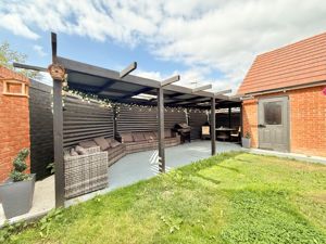 Photo 9- click for photo gallery